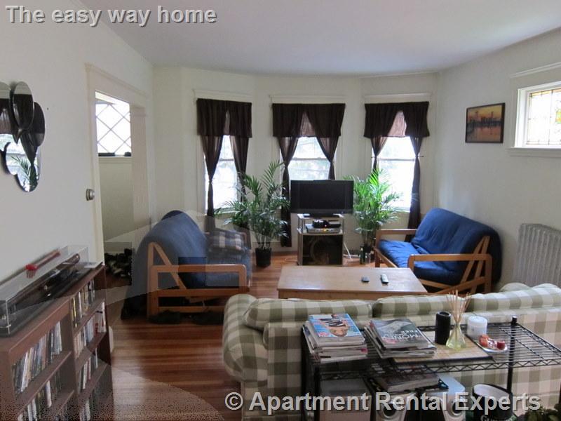 9.5 Centre St, Mid Cambridge