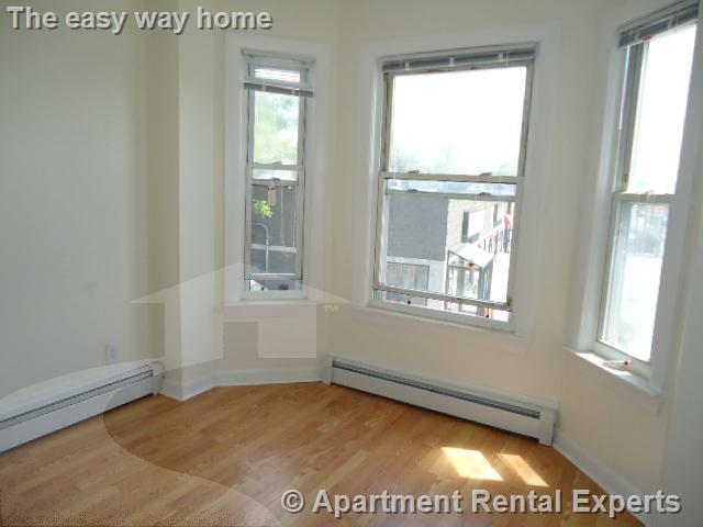 2 Central St, Spring Hill