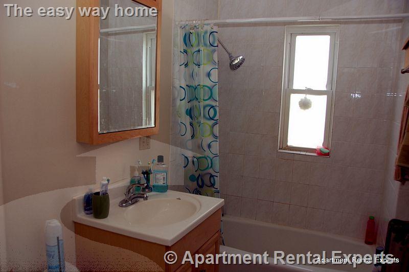 82 Conwell Ave, Tufts