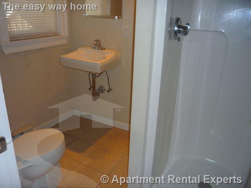 97 College Ave, Davis Square