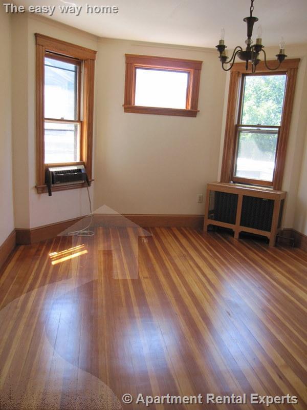 29 Essex St, Central Square