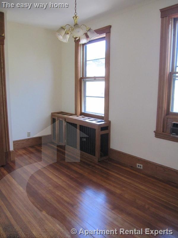 29 Essex St, Central Square