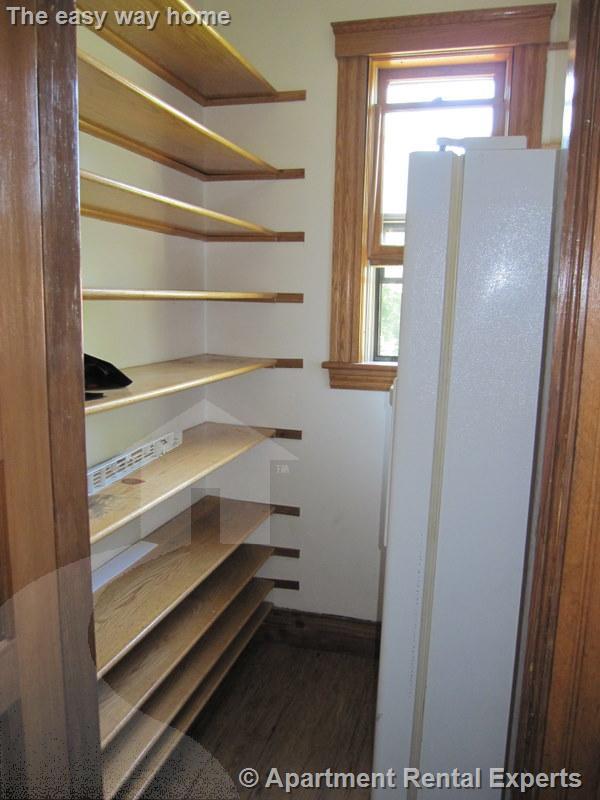 29 Essex St, Central Square