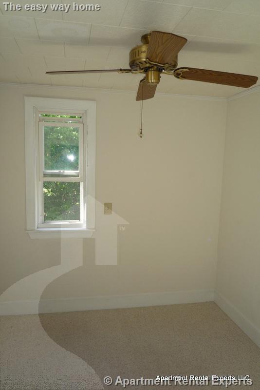 33 Cameron Ave, Davis Square