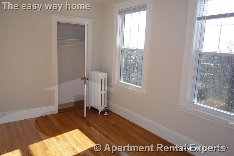156-158 Summer St, Spring Hill