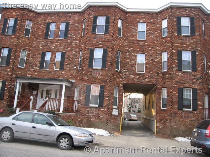 460 Green St, Central Square