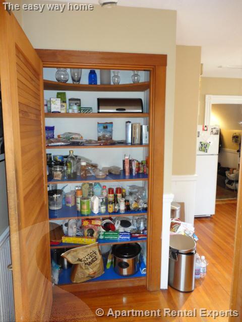 21 Royal Ave, Huron Village