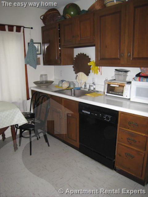 41 Whitman St, Davis Square