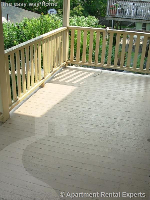 270 Harvard St, Tufts