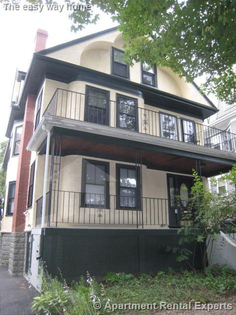 72 Powderhouse Blvd, Davis Square