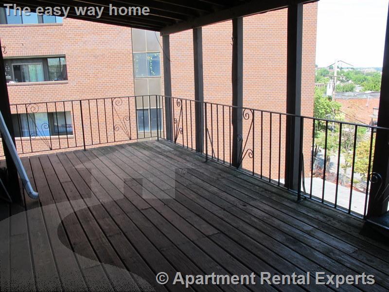 19 Highland Ave, Prospect Hill