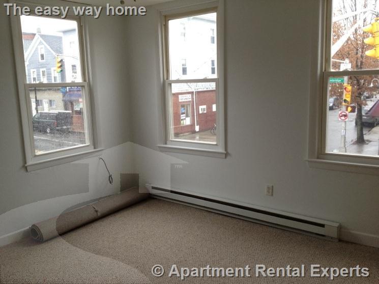 521 Cambridge St, East Cambridge