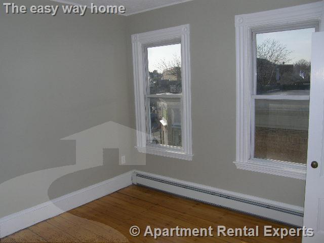 1293 Cambridge St, Inman Square