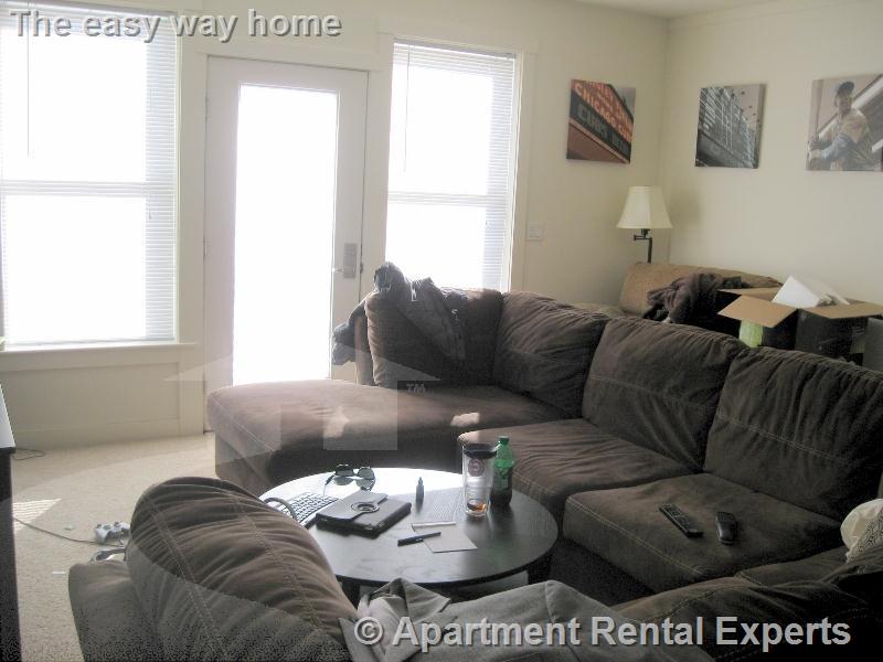 87 New St, Fresh Pond