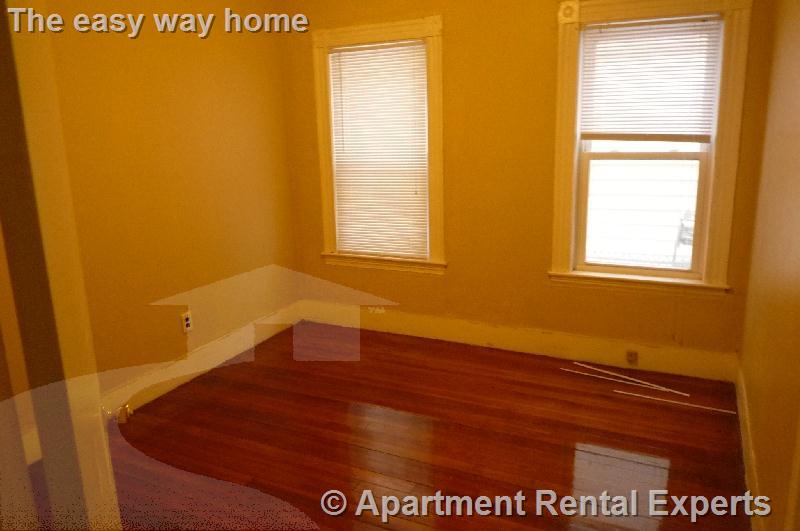 13 Waterhouse St, Teele Square