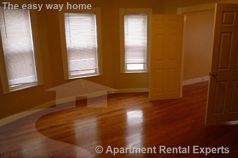 13 Waterhouse St, Teele Square