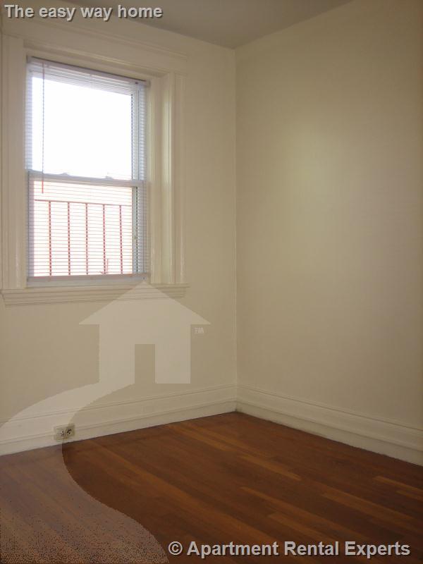 107 Summer St, Malden Center