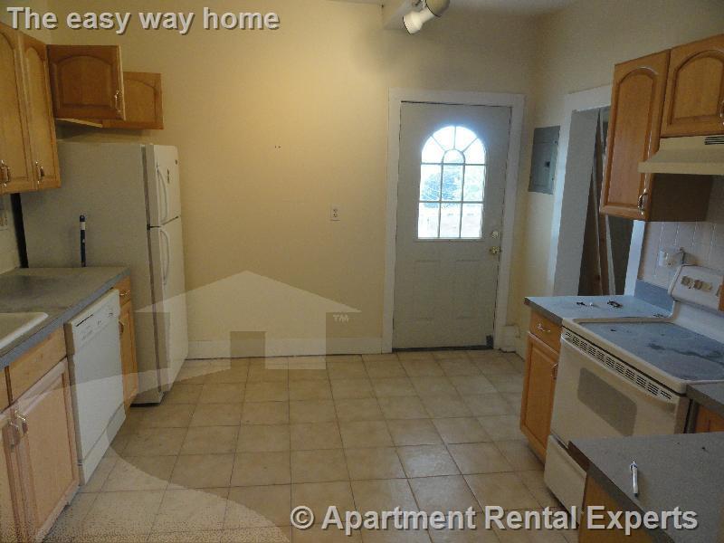 38 Bond St, Winter Hill