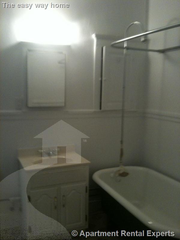 14 Centre St, Central Square