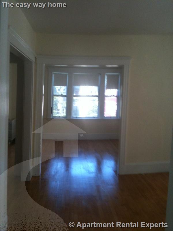 14 Centre St, Central Square