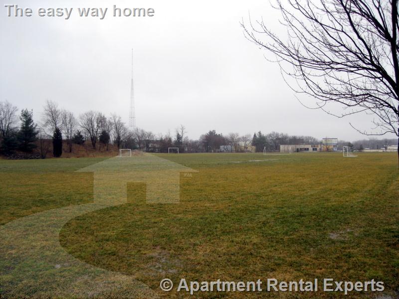 87 New St, Fresh Pond