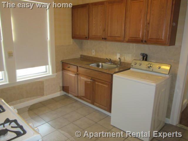 96 West Adams St, Teele Square