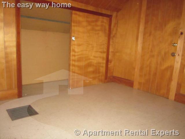 96 West Adams St, Teele Square