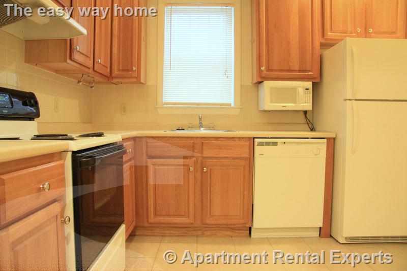 466 Green St, Central Square