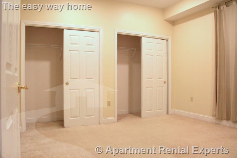 466 Green St, Central Square