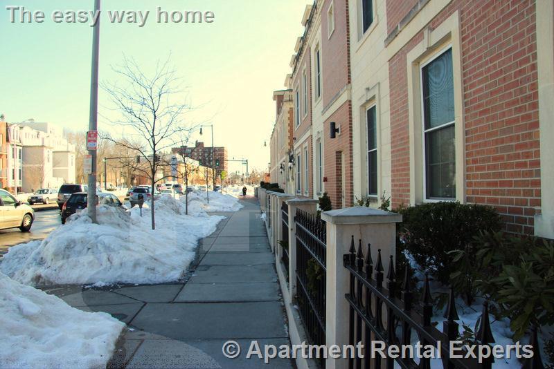 2440 Massachusetts Ave, Davis Square