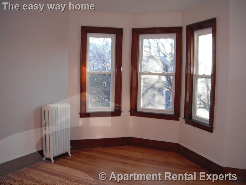 14 Chandler St, Davis Square