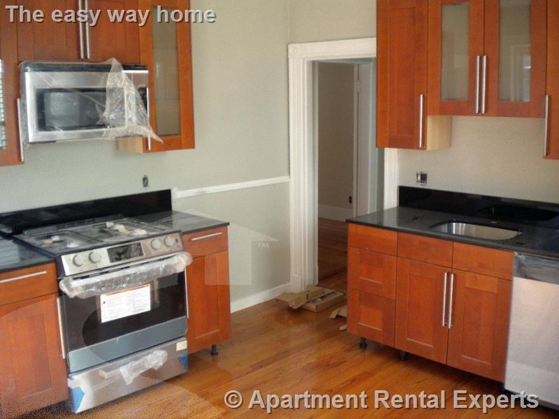 18 Clary, Inman Square