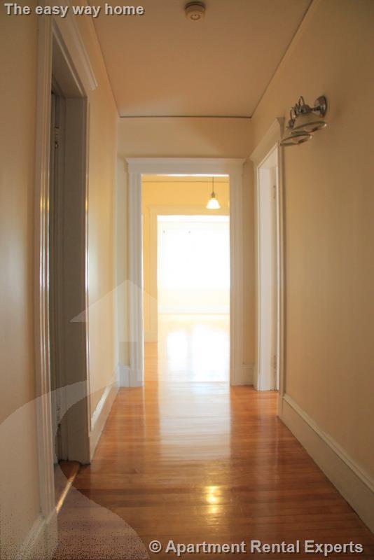 14 Centre St, Central Square