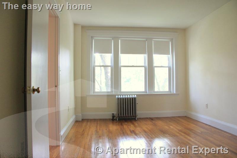 3 Langdon St, Harvard Square