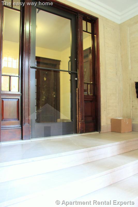 24 Chauncy St, Harvard Square