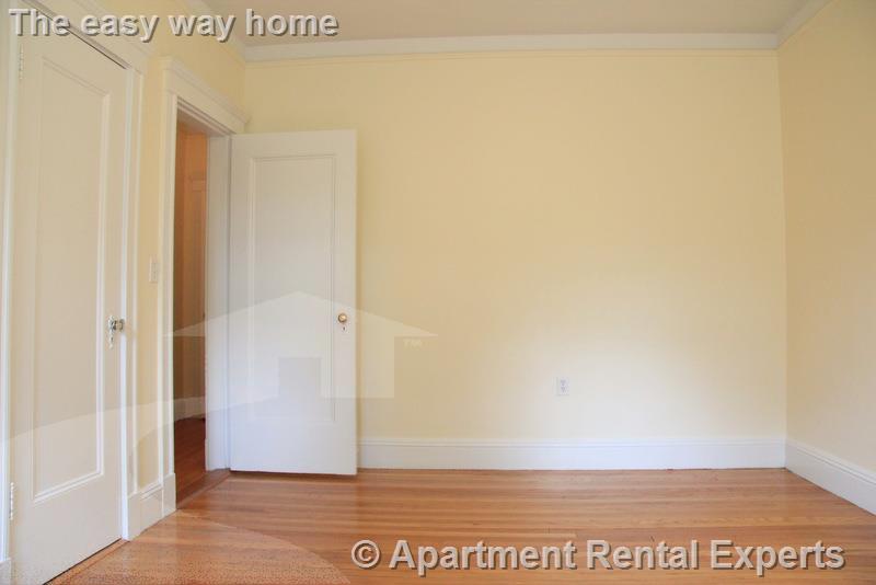 24 Chauncy St, Harvard Square