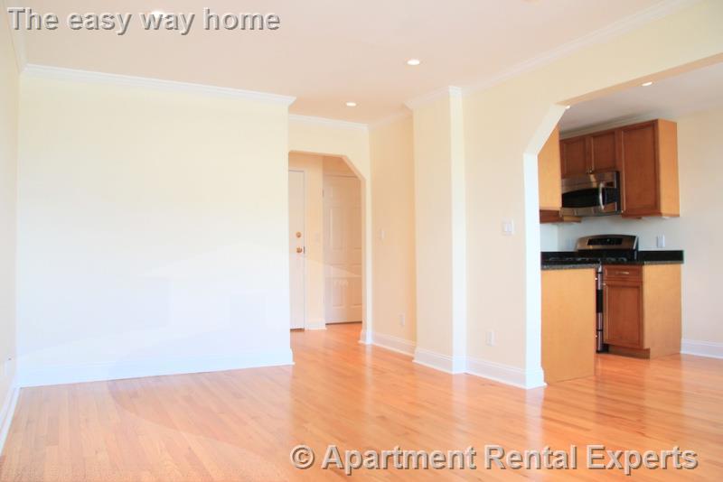 60 Brattle St, Harvard Square