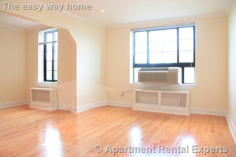 60 Brattle St, Harvard Square