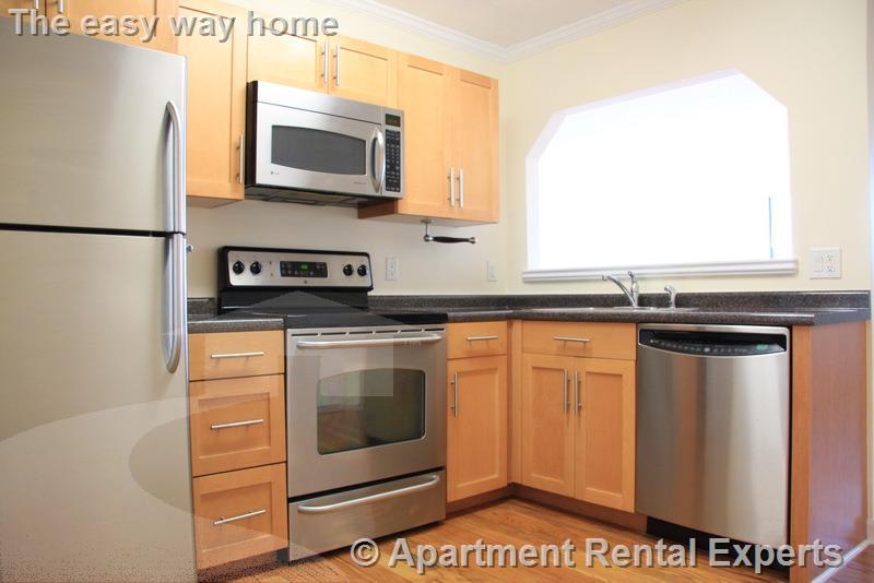 60 Brattle St, Harvard Square