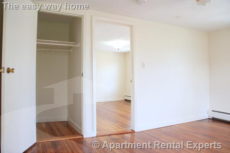 25 Warren St, East Cambridge