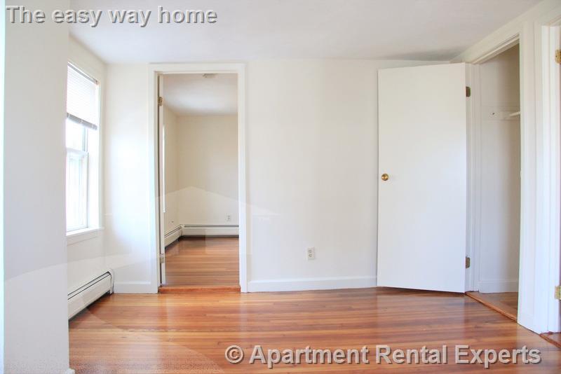 25 Warren St, East Cambridge