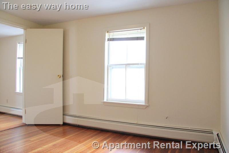 25 Warren St, East Cambridge