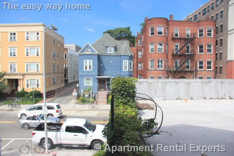 898 Massachusetts Ave, Central Square