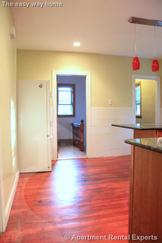 11R Albion St, Spring Hill