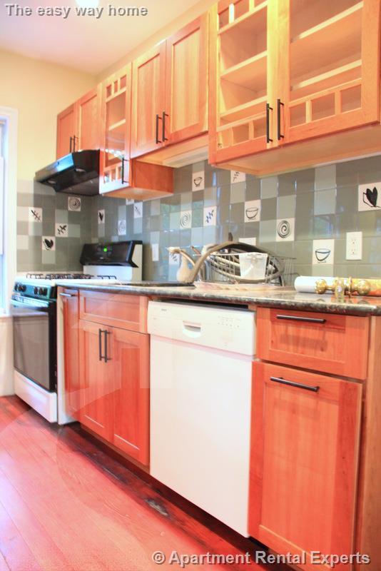 11R Albion St, Spring Hill