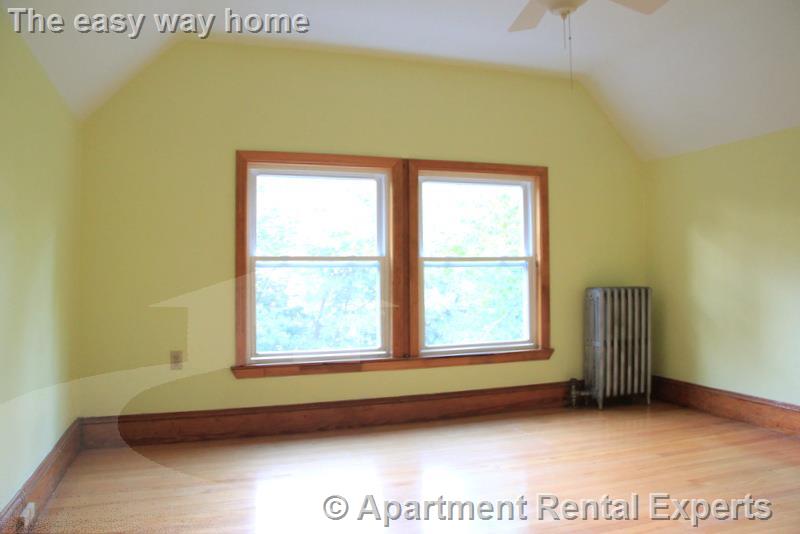 11R Albion St, Spring Hill