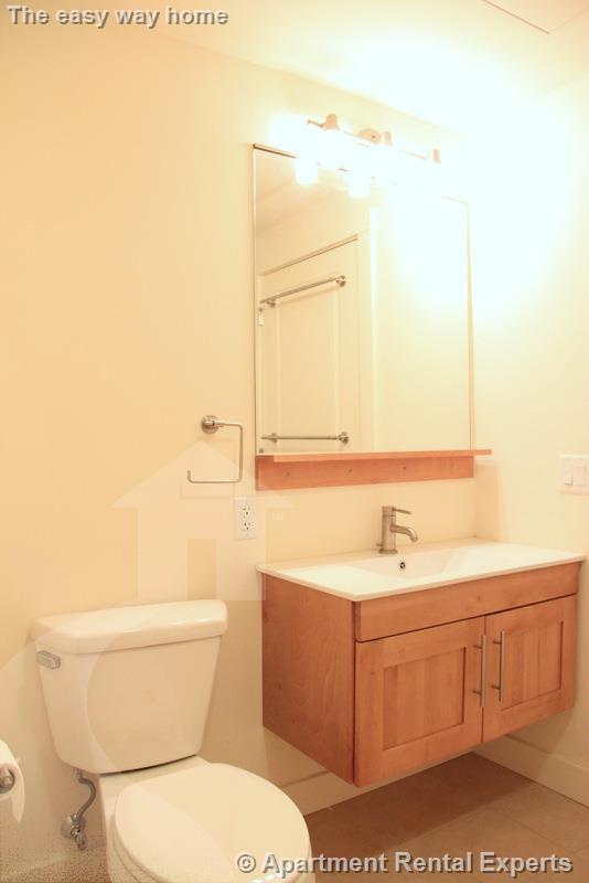 87 New St, Fresh Pond