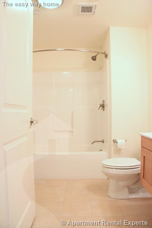 87 New St, Fresh Pond