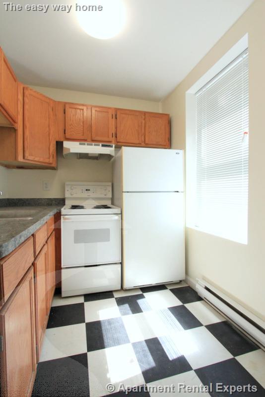 35 Davis Sq, Davis Square