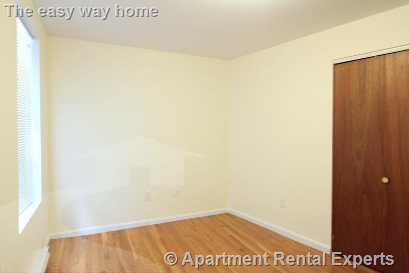 35 Davis Sq, Davis Square